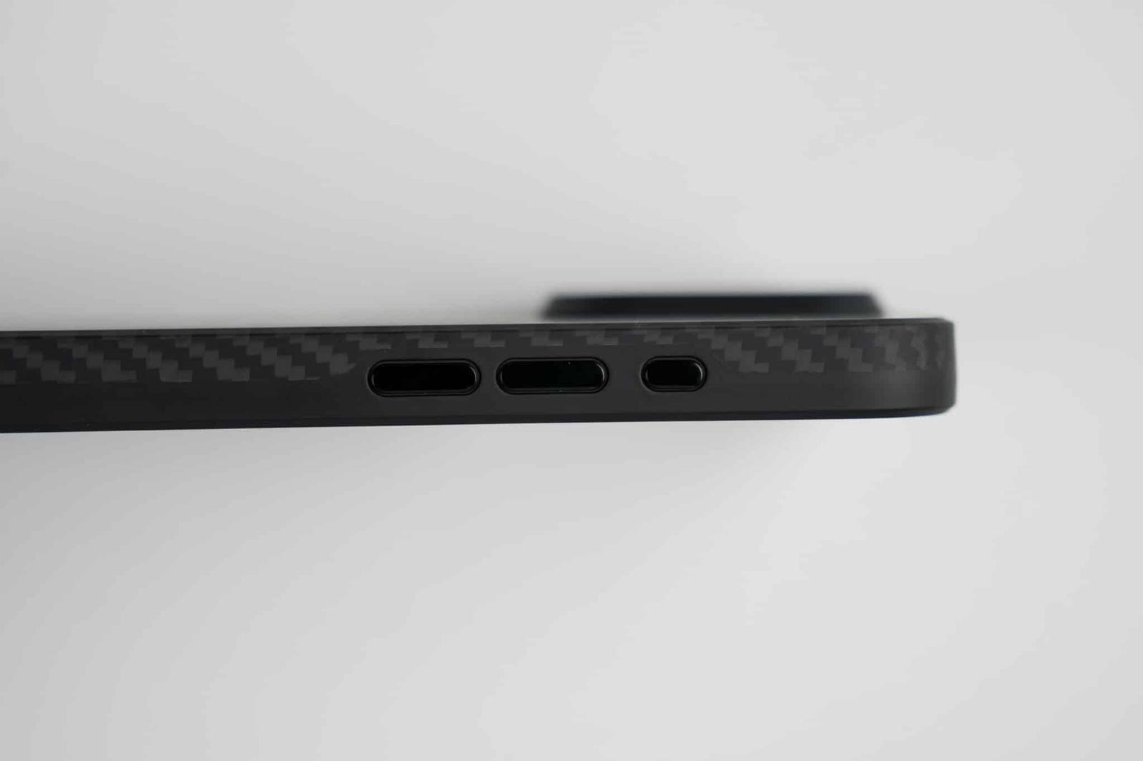MagEZ Case Pro 4 accessibility buttons