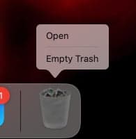 Empty Trash option in right-click menu on the Trash app icon on a Mac.