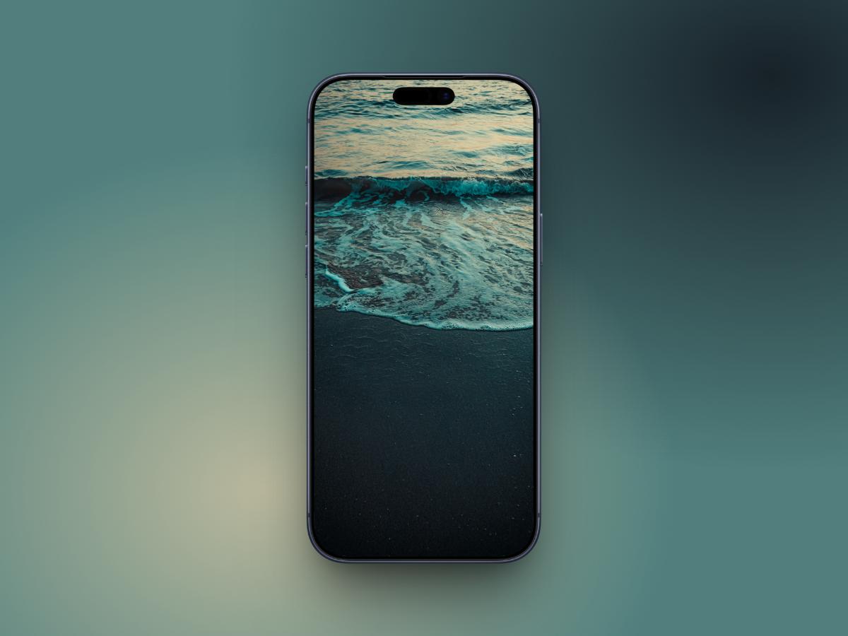 Soft Waves on Sand
