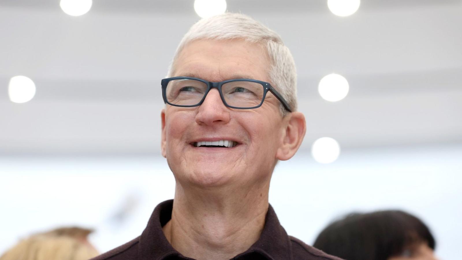 Apple’s Tim Cook is betting big on AR Glasses to outpace Meta
