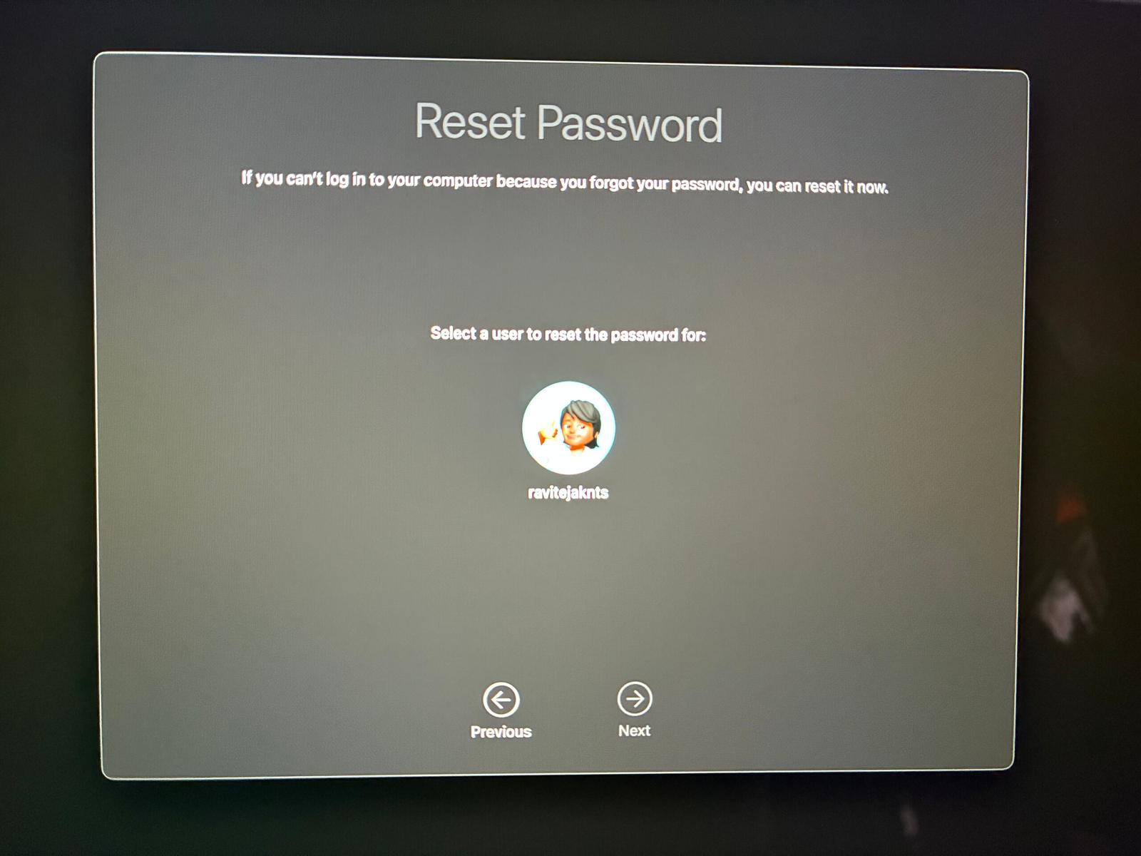 Selecting the user account you want to change password for in macOS Recovery.