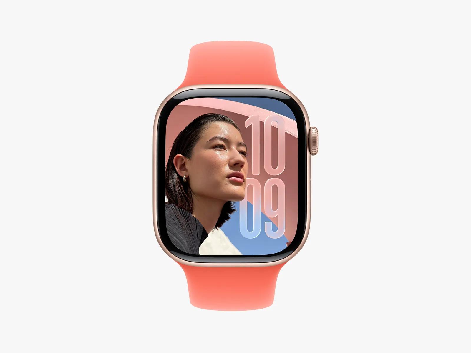 watchOS 26 Photos Face Liquid Glass.