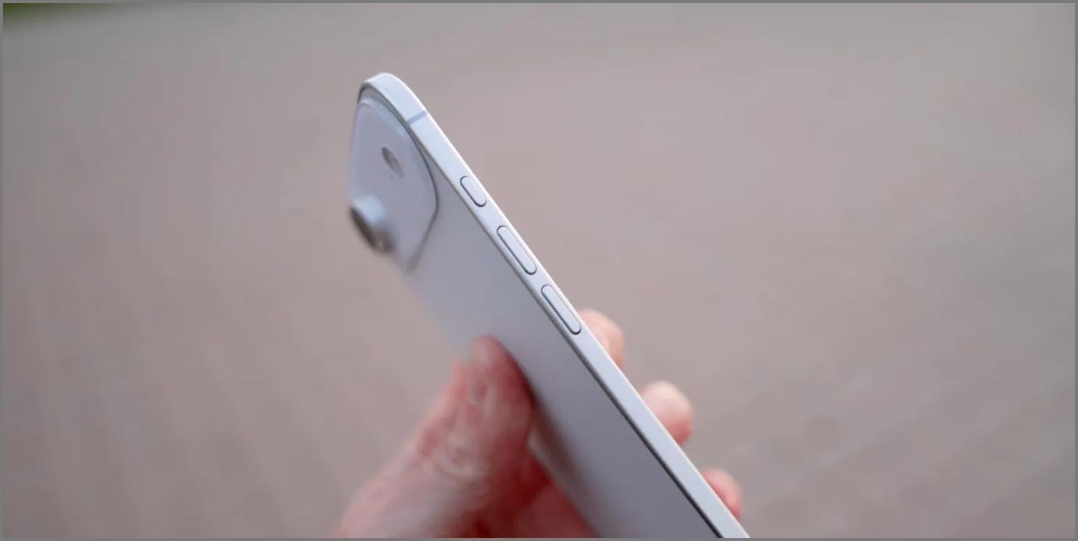Why iPhone so Small?