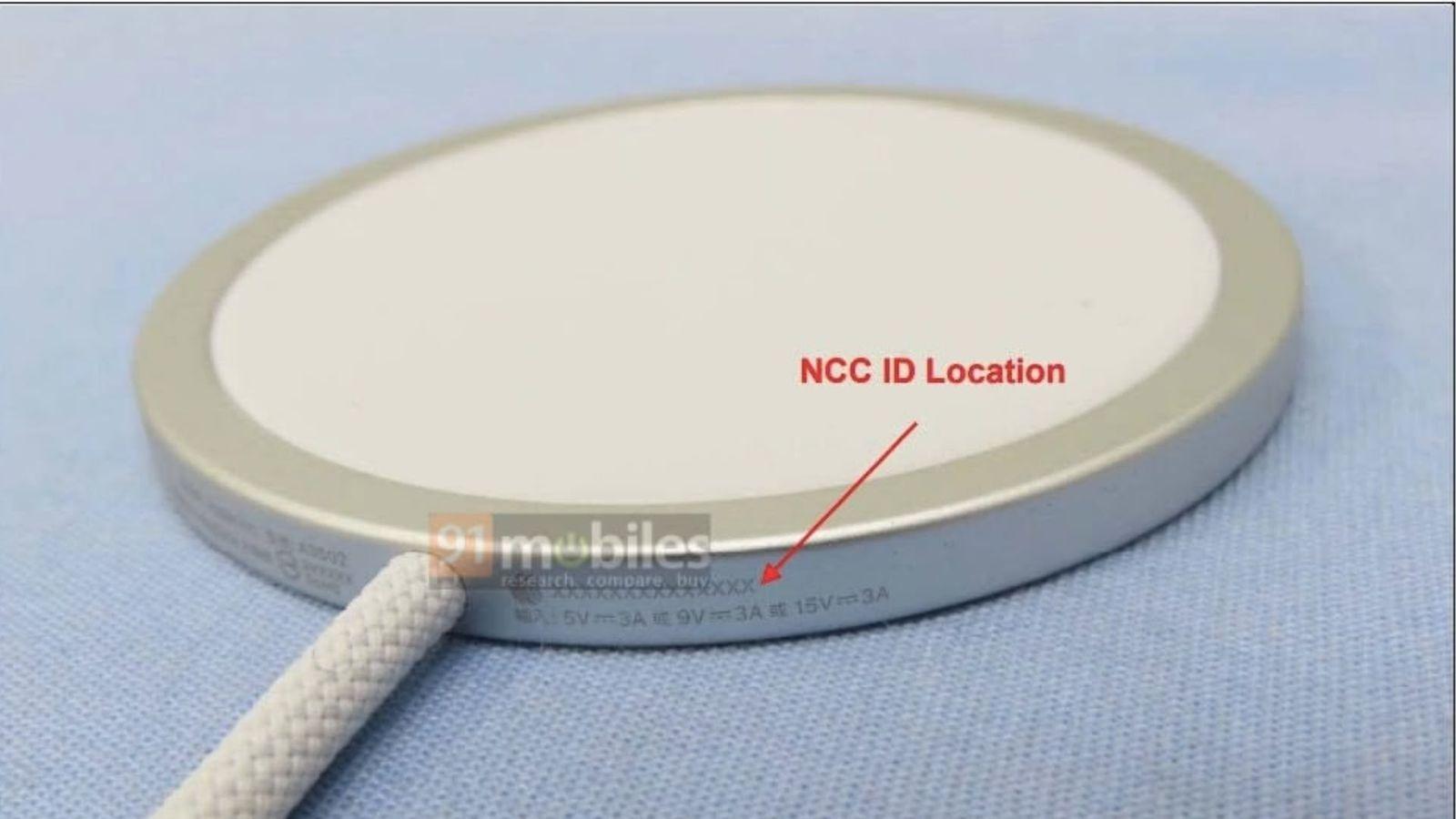 Apple's New Magsafe chargers 
