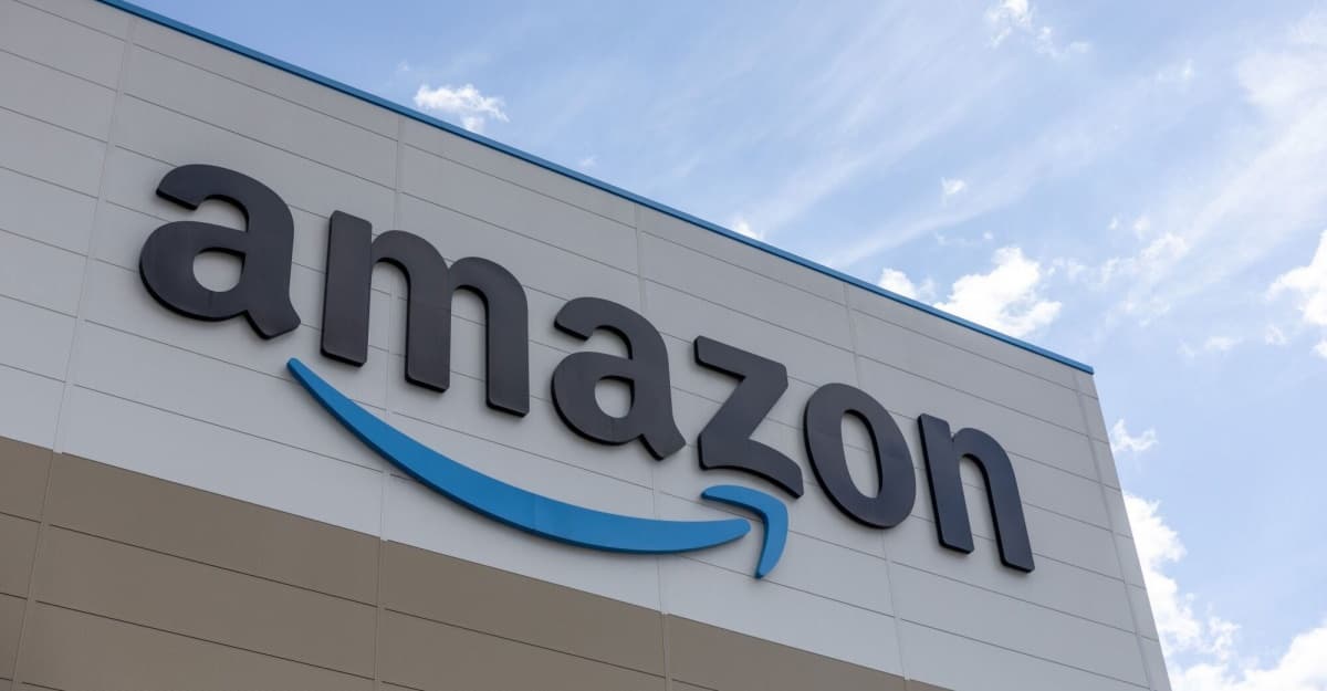 Amazon may take over Apple’s 20% Globalstar stake as satellite deal moves ahead