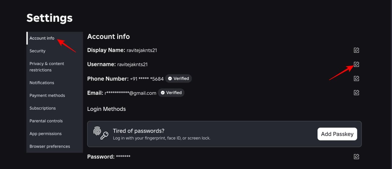 Accessing the username settings and entering a new username