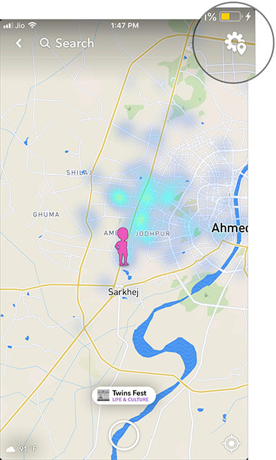 Tap on cog icon in Snapchat App