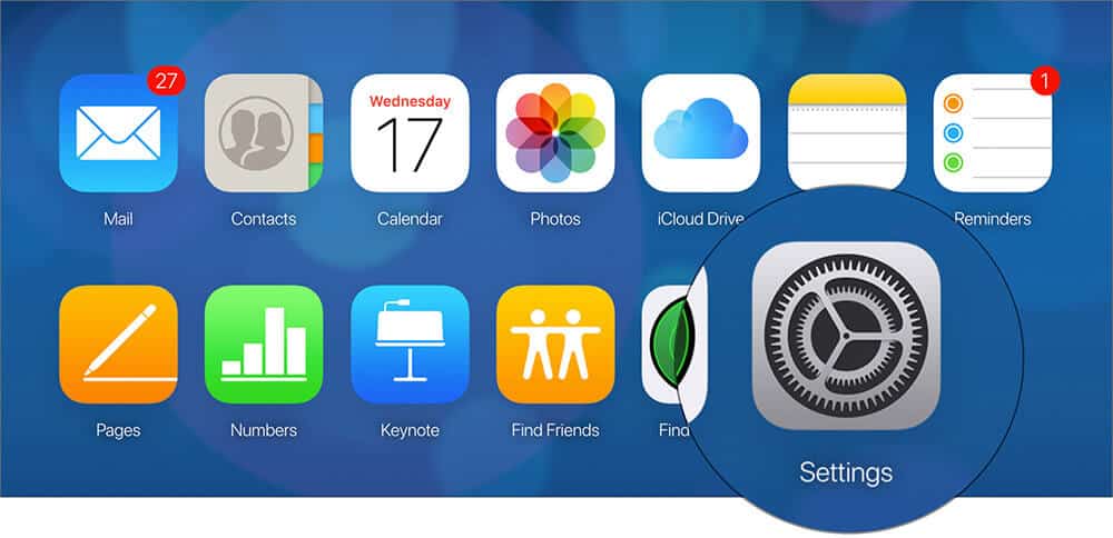 Click on Settings icon in iCloud on Mac