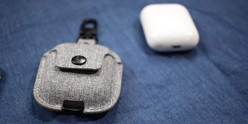 Twelve south airpods carrying case