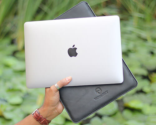 Woolnut MacBook Sleeve