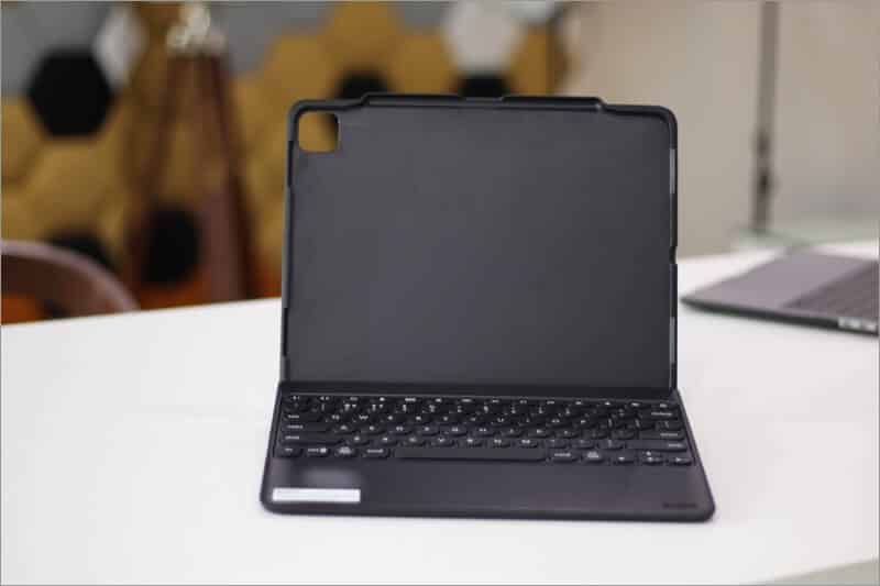 zagg rugged book go wireless keyboard case for ipad pro