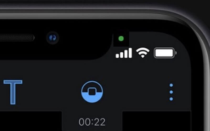 green dot on iphone status bar
