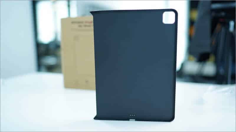 Pitaka MagEZ Case for iPad Pro and iPad Air