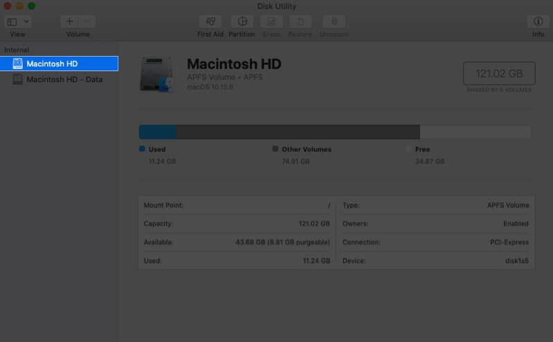 Wählen Sie Macintosh HD in der linken Seitenleiste im Festplatten-Dienstprogramm auf dem Mac aus