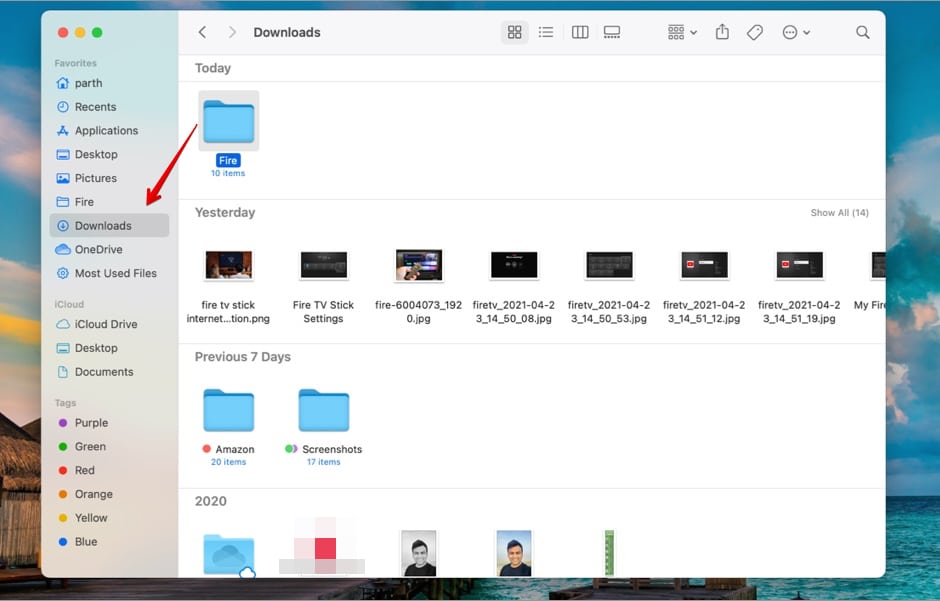 Drag and drop folders in Mac Sidebar