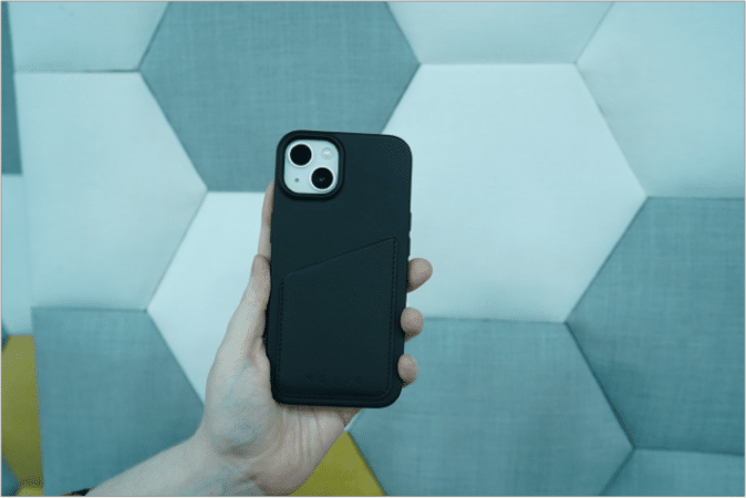 Mujjo leather cases for iPhone 13 series  Luxury meets utility - 12
