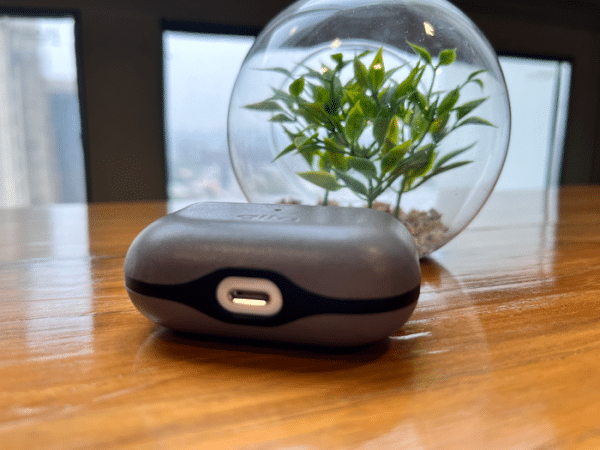 Alto AirPods 3 and AirPods Pro leather cases review - 68