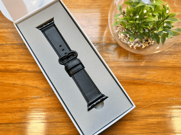 Alto Apple Watch leather band review  Timeless elegance - 45