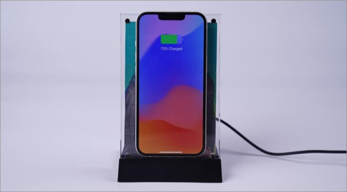 Twelve south powerpic charges your phone Twelve South PowerPic charges your phone
