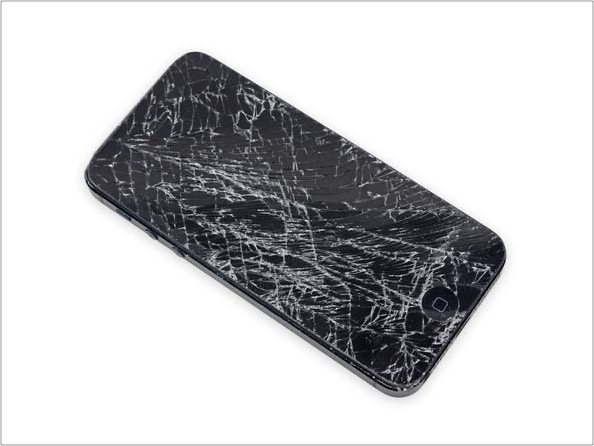 Using an iPhone with a cracked screen