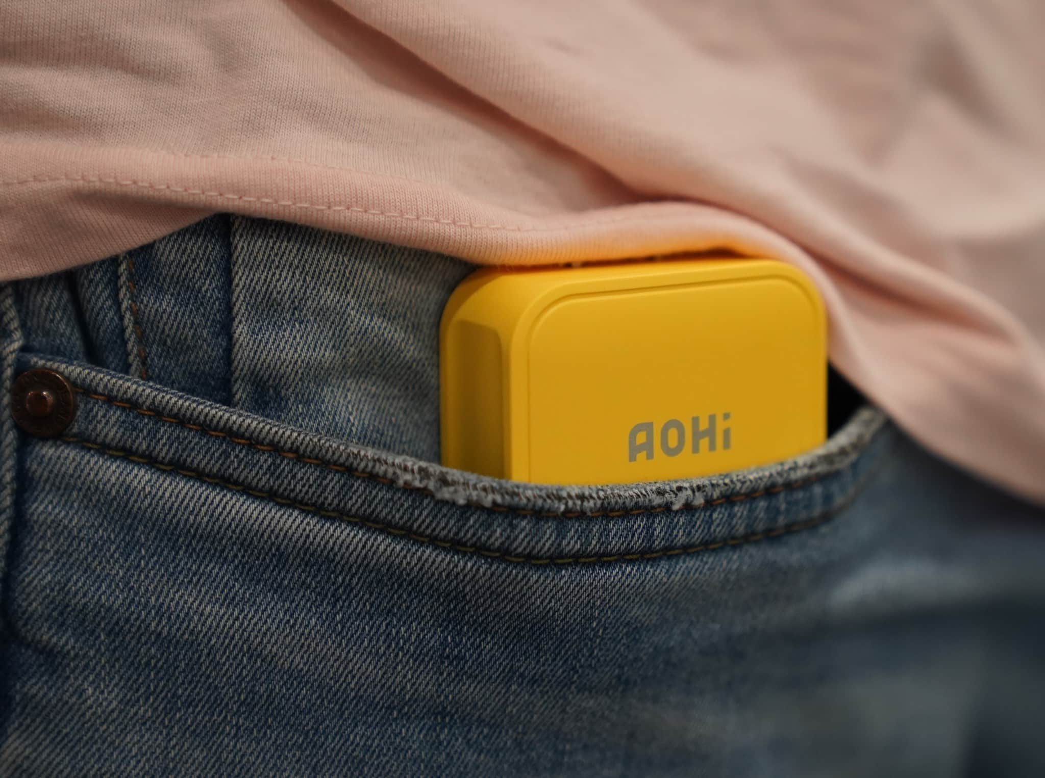 AOHI MagCube Fast USB C wall chargers 30W and 40W AOHI Magcube 40W build and design 2