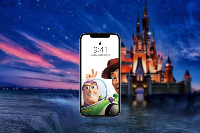 Free Disney wallpapers for iPhone in 2024 - 35