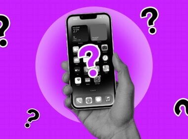 How to fix iPhone Screen Turns Black and White