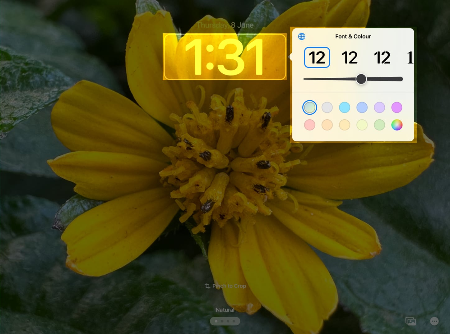 Customize clock widget on iPadOS 17 Lock Screen