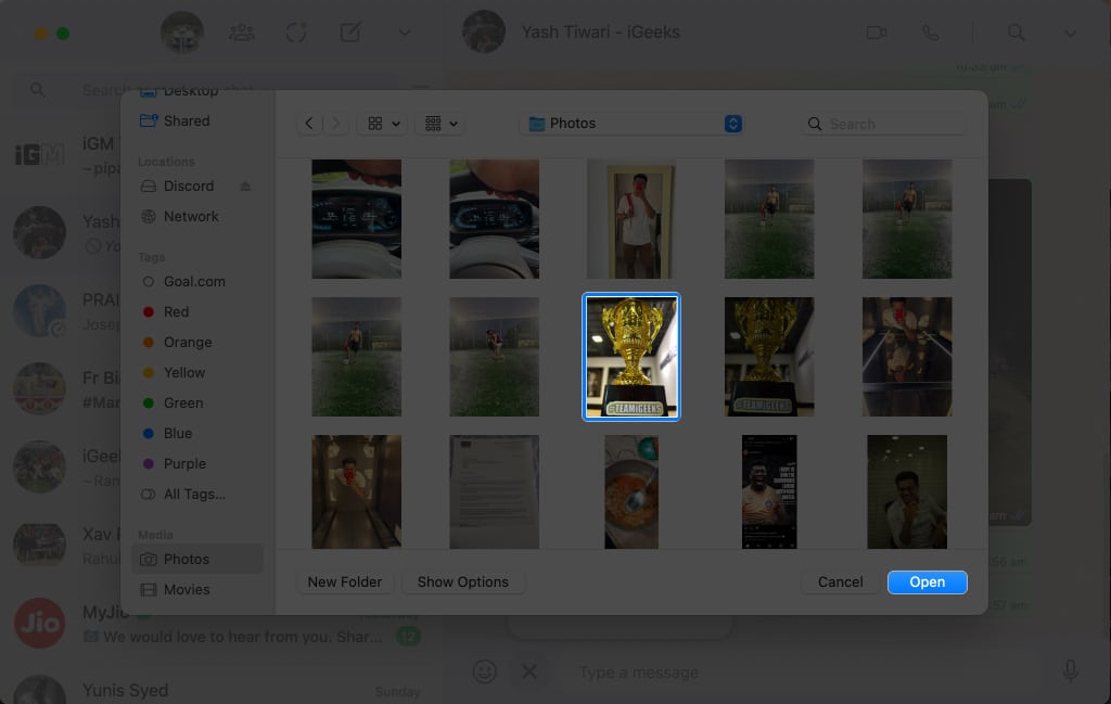 Pilih imej, klik Buka dalam WhatsApp
