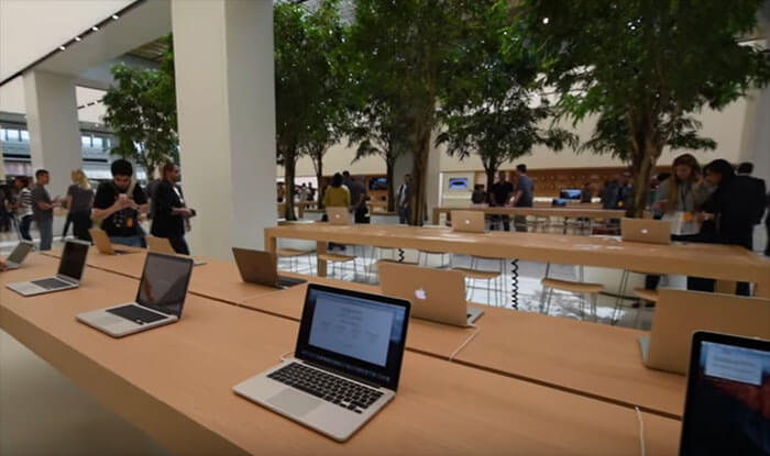 Apple Store in Dubai