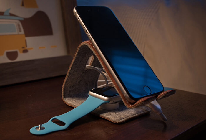 Distil Union Stanley Flexible Leather Stand for iPhone