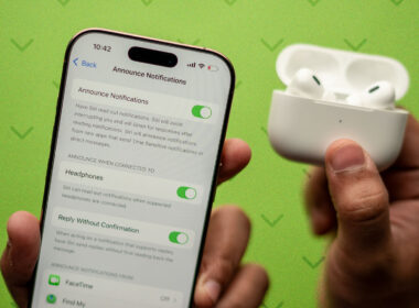 Setting up Announce Notifications on an iPhone.