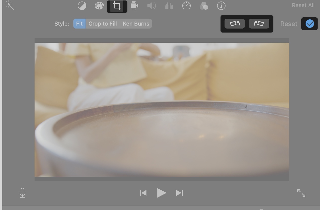 Rotate tool in iMovie on Mac