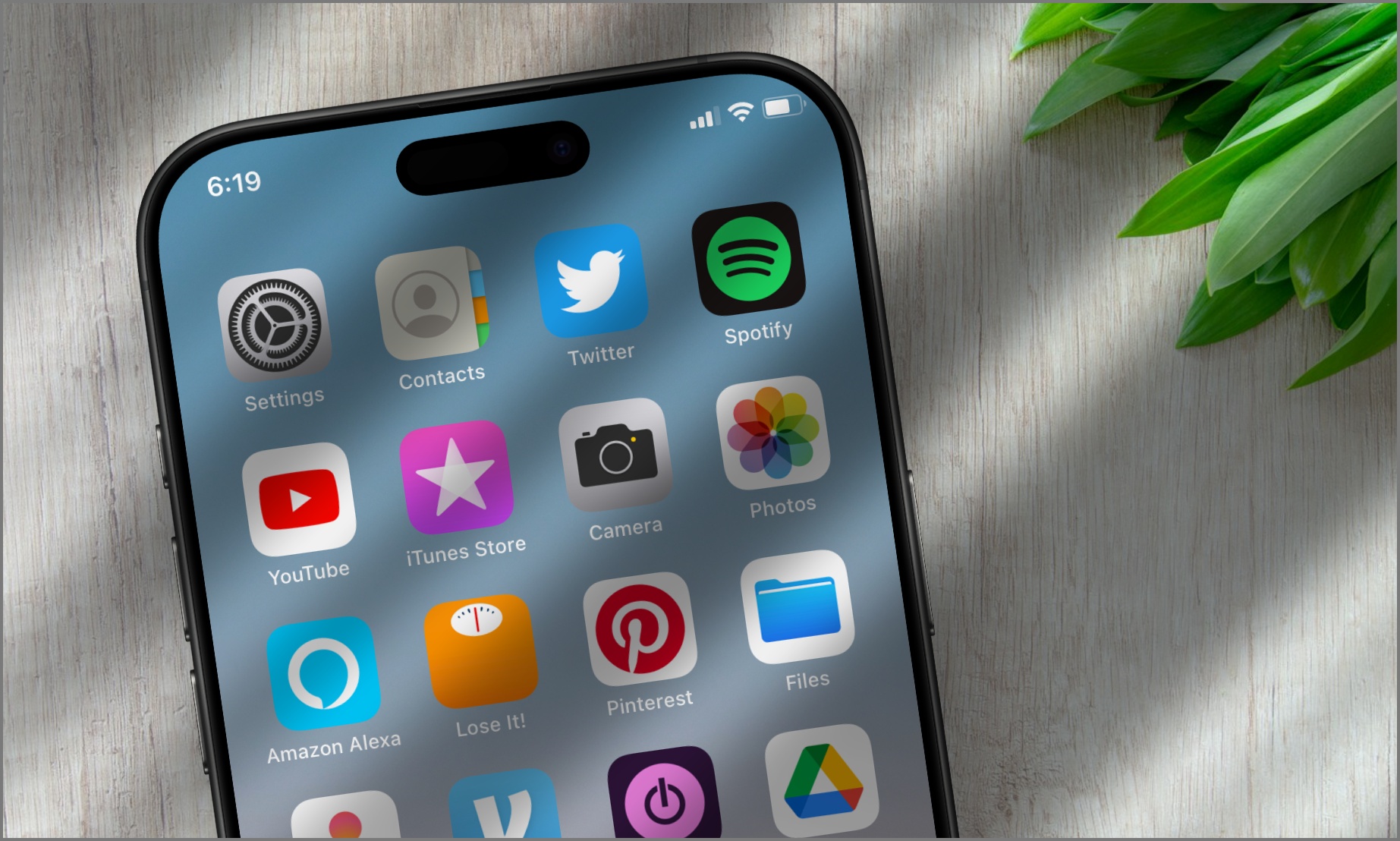 iPhone 17 Pro Anti Reflective Screen