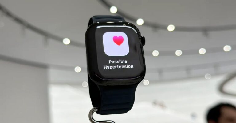 Apple watch introduces hypertension alerts