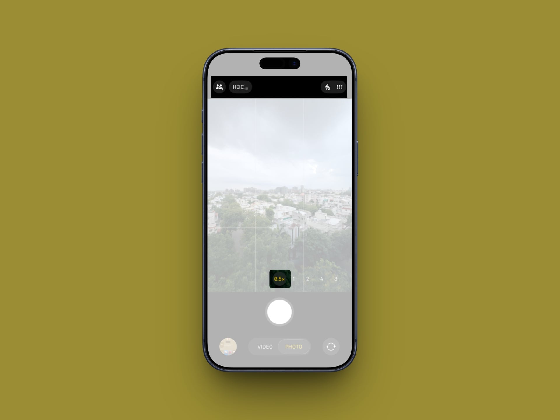 48MP Main and Ultra Wide lenses