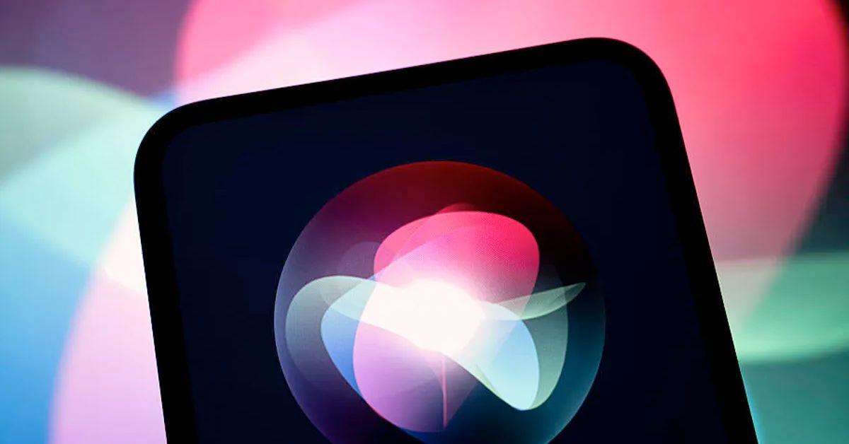 Apple pushes Siri engineers into AI coding bootcamp as delays stretch toward WWDC 2026