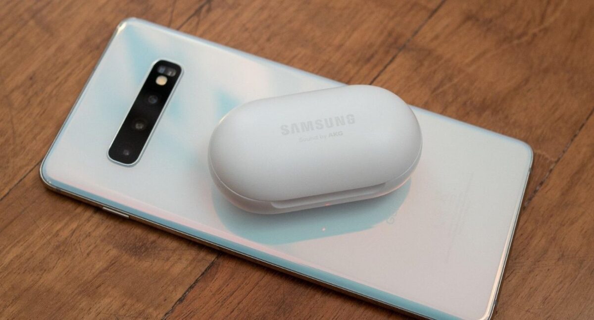 Reverse wireless charging