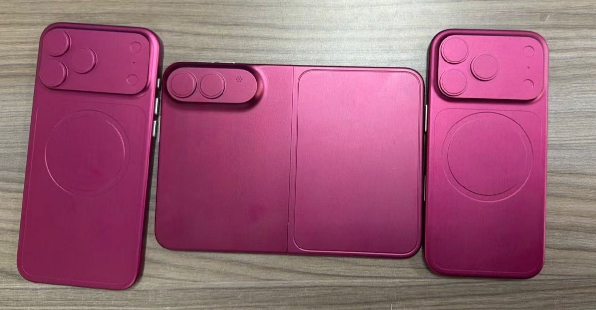 iPhone Fold design beside iPhone 18 pro