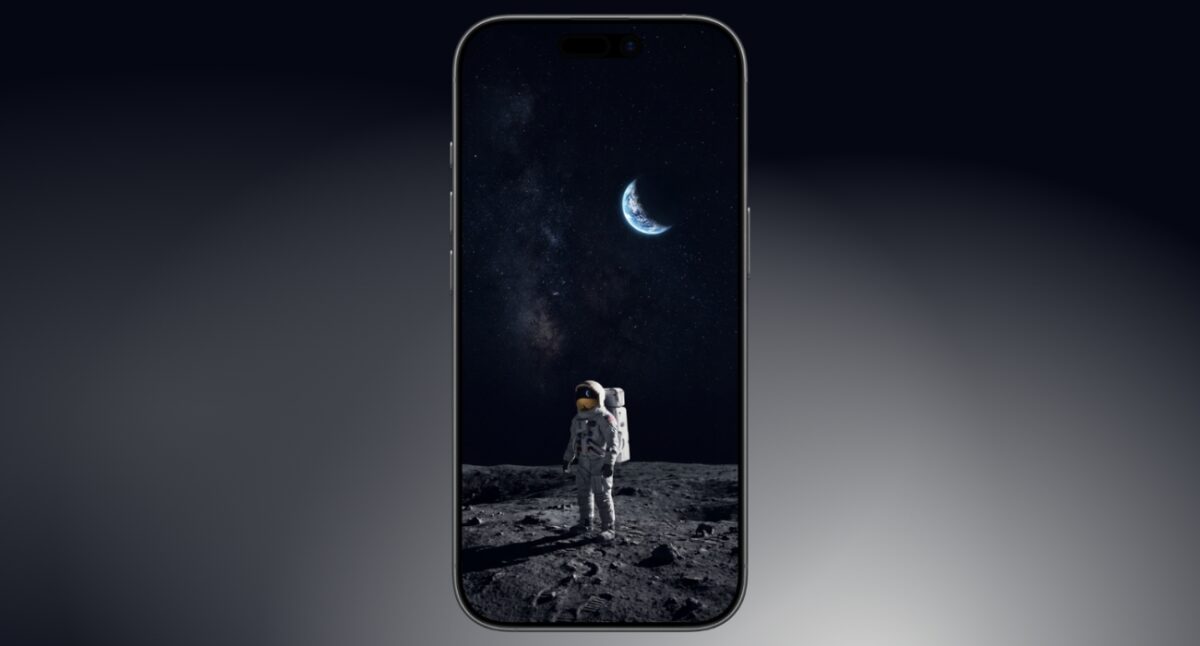 Astronaut on Moon in 4K