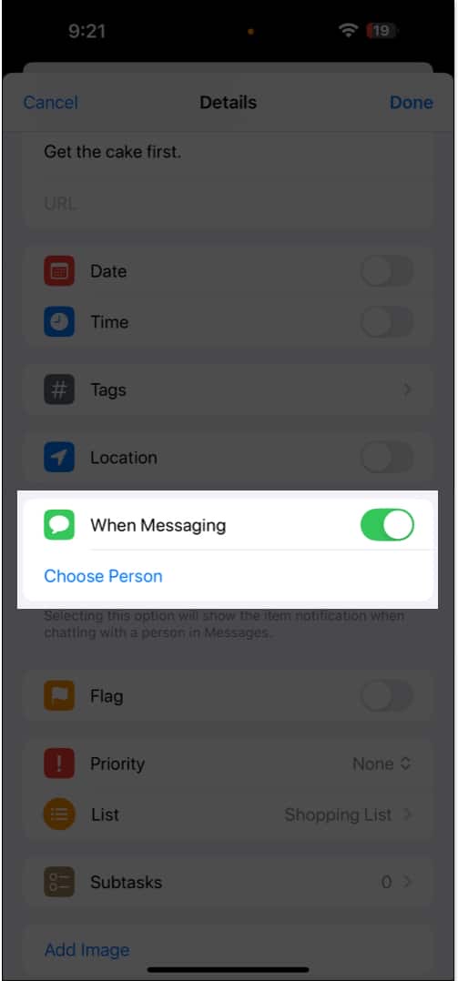 Enabling the option to get reminders in the Messages app on an iPhone.